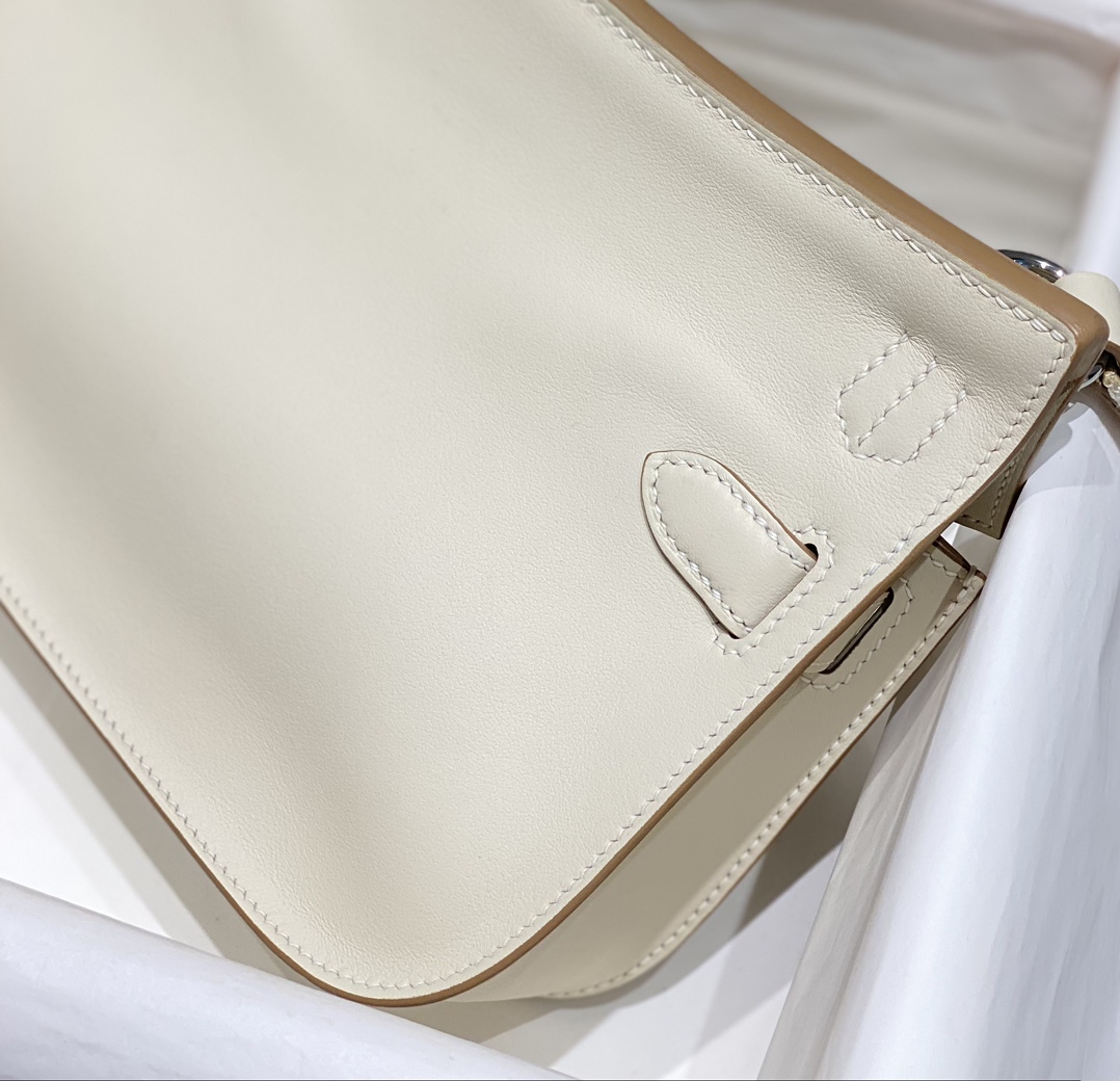 Hermes Jypsiere Mini Shoulder Bag In Cream White Swift Leather